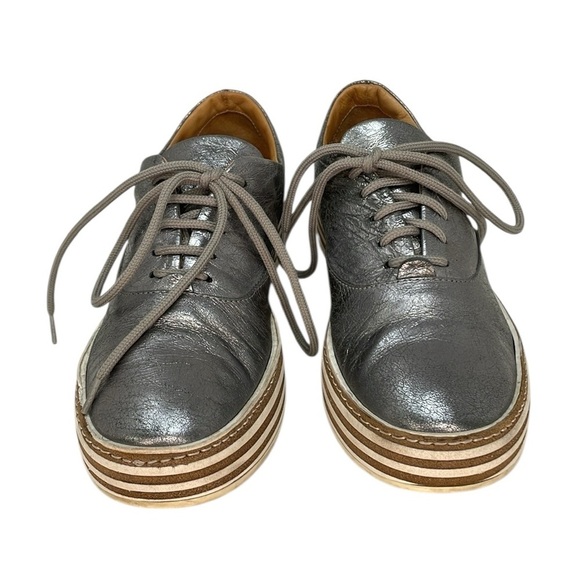 Gidigio Shoes Metallic Silver Sneakers Lace Up Leather Size 38 or 8 - Picture 6 of 13